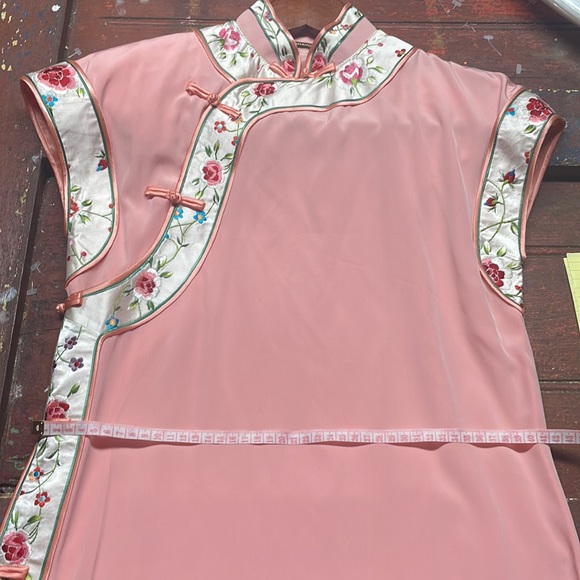 Beautiful, cute and elegant Asian dress. Size S/M - Picture 4 of 7